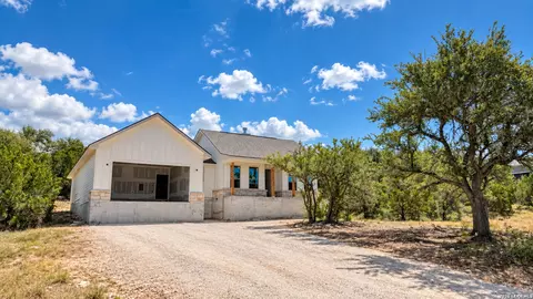 1181 Pinon Pass, Fischer, TX 78623