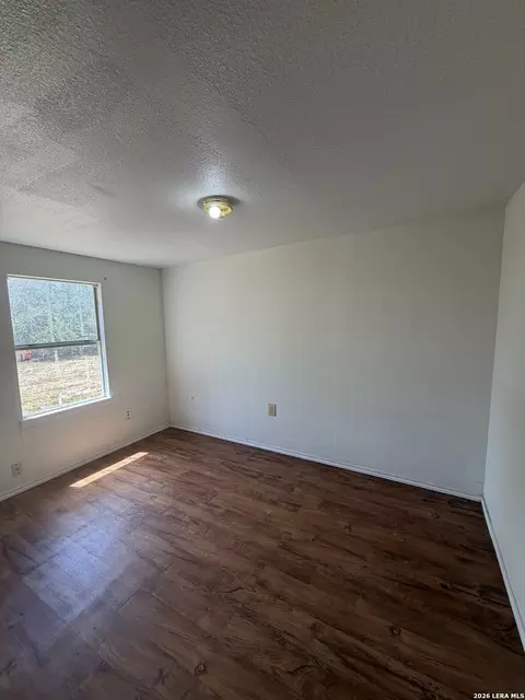 Bedroom - 112 Fernandez, Devine, TX 78016 photo 1 of 2