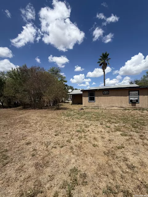 Exterior - 112 Fernandez, Devine, TX 78016 photo 4 of 5
