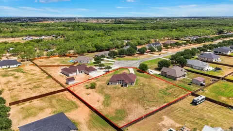 View/Area - 100 W Short Meadow Dr, Lytle, TX 78052 photo 5 of 6