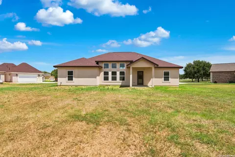 Exterior - 100 W Short Meadow Dr, Lytle, TX 78052 photo 7 of 7