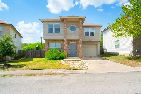 27 Great Hills Dr, San Antonio, TX 78238