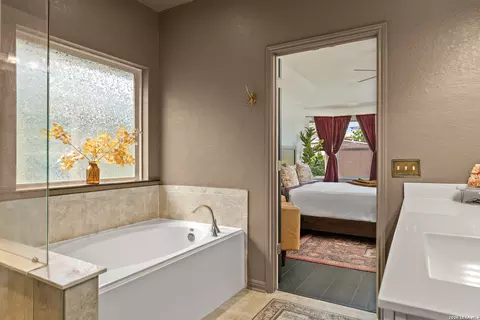 Bath - 8697 Stackstone, Schertz, TX 78154 photo 2 of 4