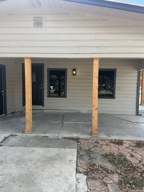 753 San Antonio, Seguin, TX 78155