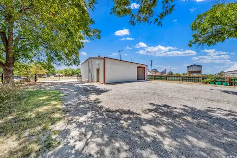 Exterior - 509 E Almante Ave, De Leon, TX 76444 photo 10 of 10
