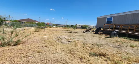 173 Pleasant, Eagle Pass, TX 78852 photo 21