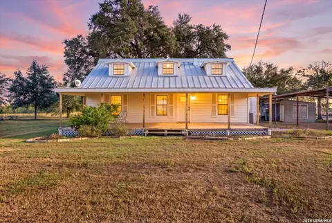 15080 Macdona Lacoste Rd, Lacoste, TX 78039