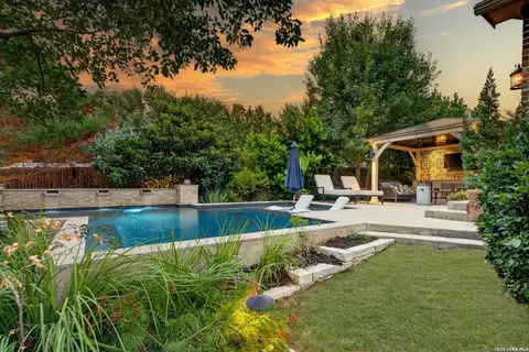 8562 Low Crk, San Antonio, TX 78255