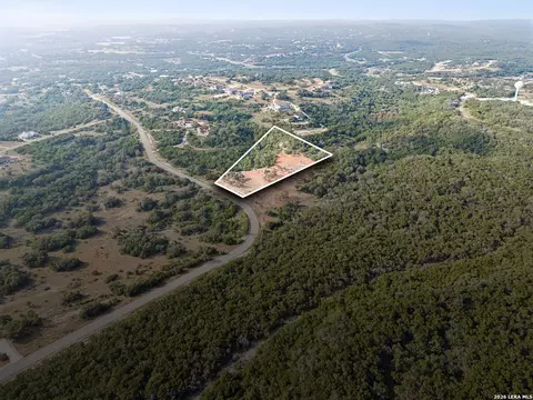 2235 San Jose Way, Canyon Lake, TX 78133