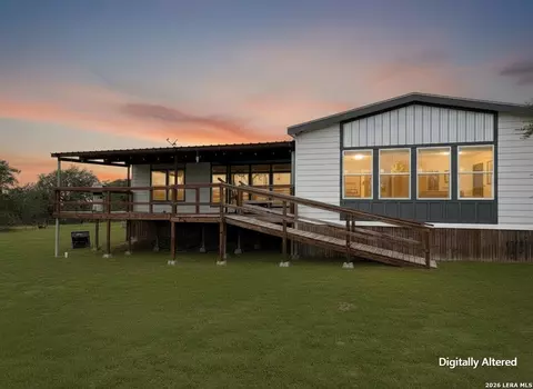 910 Pr 6255, Hobson, TX 78117