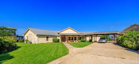 238 Scenic Vista Dr, Fredericksburg, TX 78624