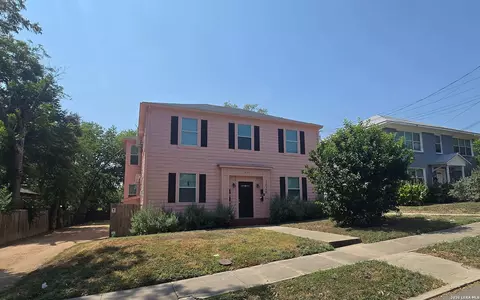1020 W French Pl, San Antonio, TX 78212