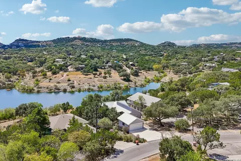 2042 Colleen Dr, Canyon Lake, TX 78133