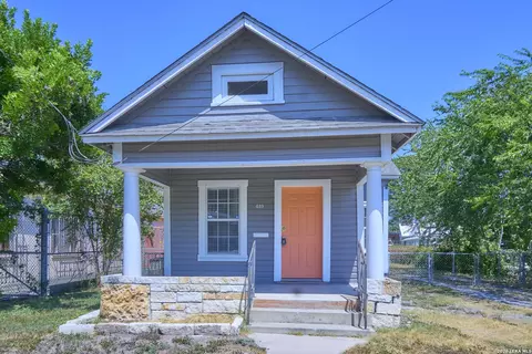 439 E Mitchell St, San Antonio, TX 78210