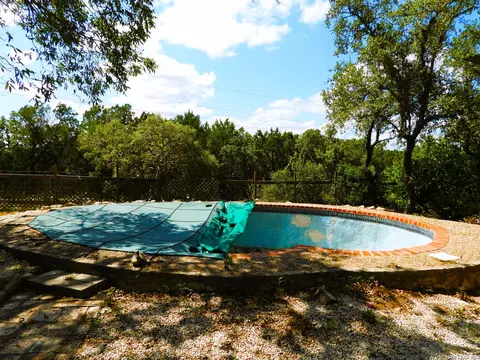 Exterior - 484 Avenue R, Lakehills, TX 78063 photo 26 of 32