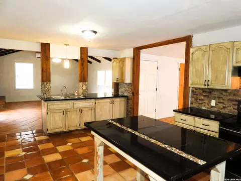 Kitchen - 484 Avenue R, Lakehills, TX 78063 photo 3 of 4