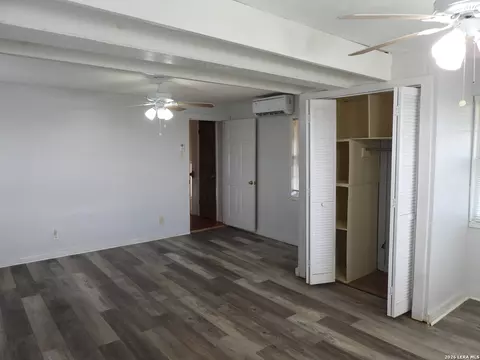 Other - 484 Avenue R, Lakehills, TX 78063 photo 6 of 10