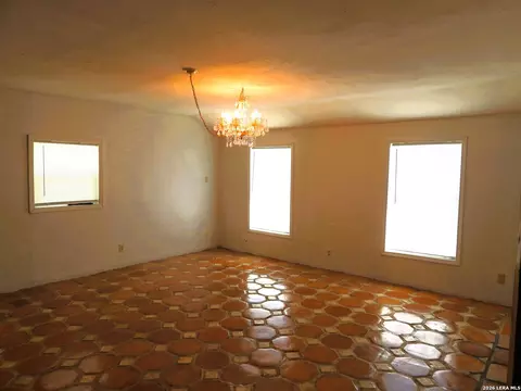 Living - 484 Avenue R, Lakehills, TX 78063 photo 6 of 12