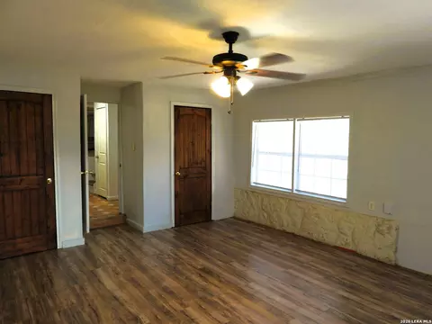 Living - 484 Avenue R, Lakehills, TX 78063 photo 11 of 12