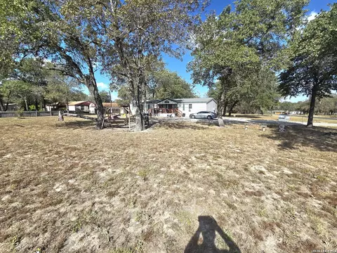 2011 Hickory Way, San Antonio, TX 78264