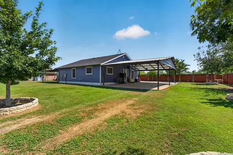 15480 Shepherd Rd #3, Atascosa, TX 78002