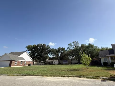 1017 Verbena Loop, Floresville, TX 78114