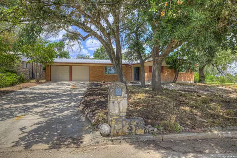 129 Young, Universal City, TX 78148