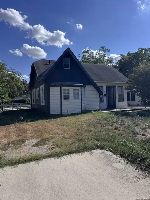 1150 W Winnipeg Ave, San Antonio, TX 78225