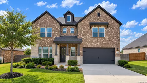 174 Azalea Aly, Castroville, TX 78009