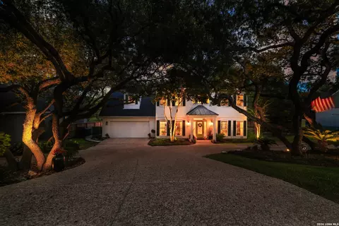 1718 Fawn Blf, San Antonio, TX 78248