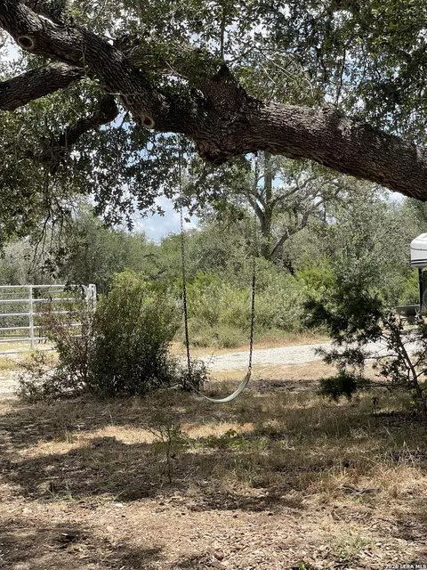 233 Rust Ranch Rd, Blanco, TX 78606 photo 37