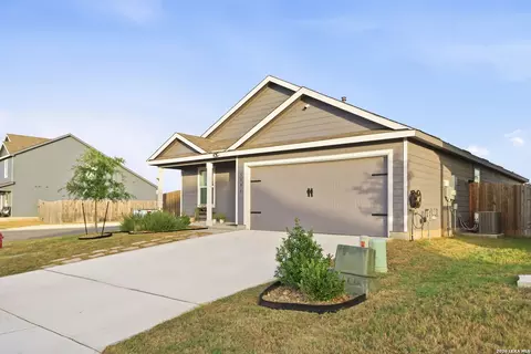 5986 Companion Loop, Bulverde, TX 78163