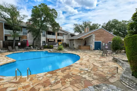 14745 Babcock #302, San Antonio, TX 78249