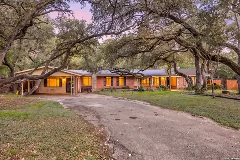 209 Zornia Dr, San Antonio, TX 78213