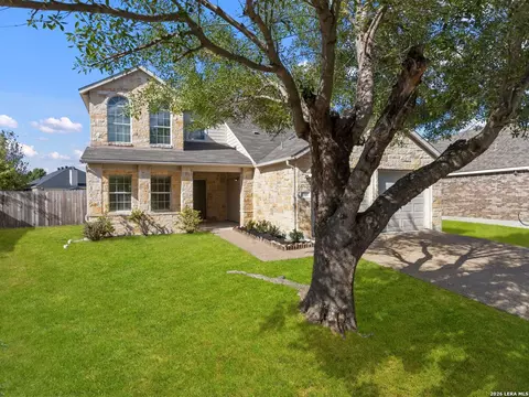 Exterior - 348 King Elder Ln, Leander, TX 78641 photo 5 of 9