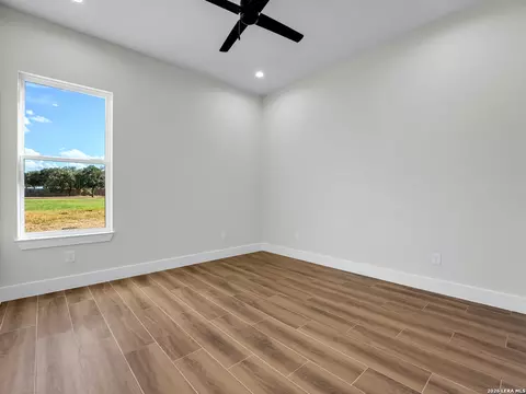 Bedroom - 101 W Medium Meadow Dr, Lytle, TX 78052 photo 1 of 11
