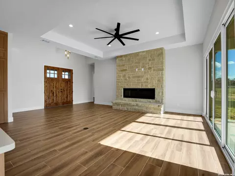 Living - 101 W Medium Meadow Dr, Lytle, TX 78052 photo 2 of 8