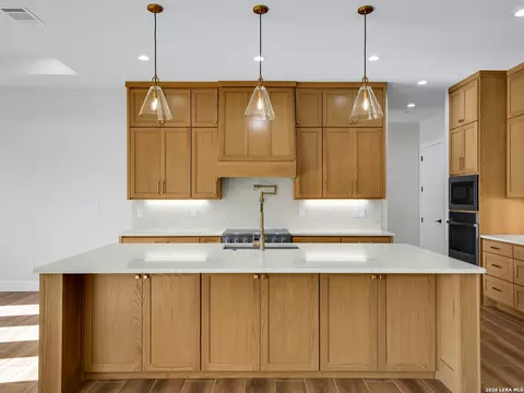 Kitchen - 101 W Medium Meadow Dr, Lytle, TX 78052 photo 2 of 7