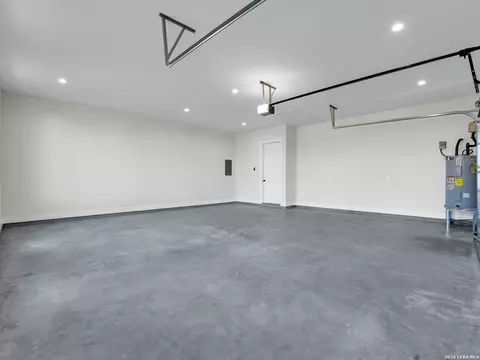 Other - 101 W Medium Meadow Dr, Lytle, TX 78052 photo 9 of 11