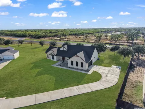 View/Area - 101 W Medium Meadow Dr, Lytle, TX 78052 photo 1 of 4