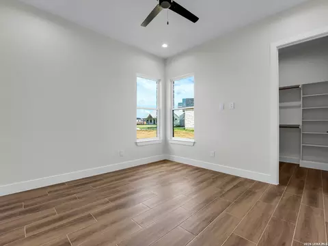 Bedroom - 101 W Medium Meadow Dr, Lytle, TX 78052 photo 3 of 11