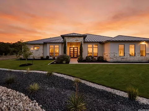 10522 Kendall Cyn, San Antonio, TX 78255