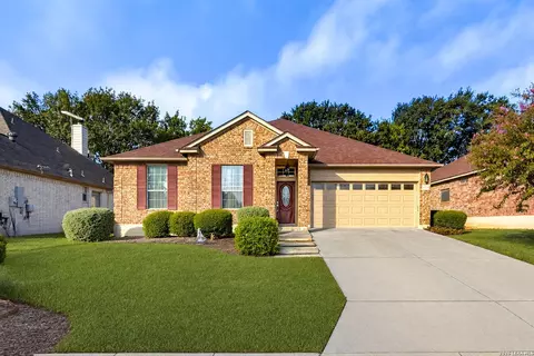 2042 Carlisle Castle Dr, New Braunfels, TX 78130