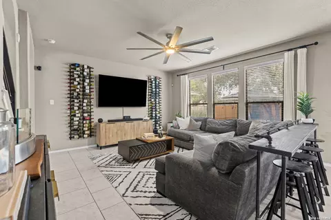 12327 Craddick Cv, San Antonio, TX 78254