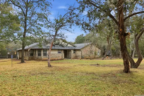 25518 Hazy Holw, San Antonio, TX 78255