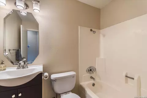 Bath - 9706 Meadow Dr, Converse, TX 78109 photo 1 of 2
