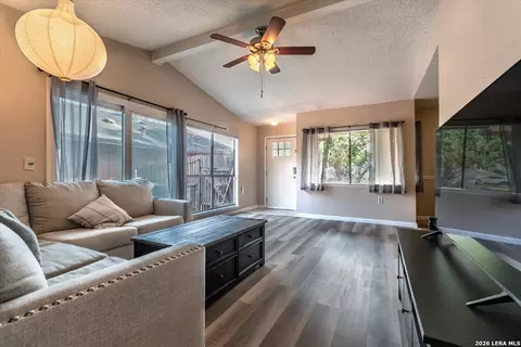 Living - 9706 Meadow Dr, Converse, TX 78109 photo 3 of 3