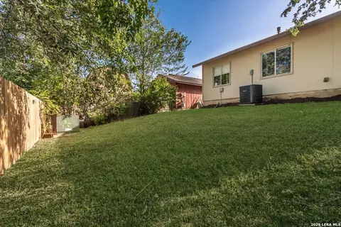 Exterior - 9706 Meadow Dr, Converse, TX 78109 photo 3 of 4