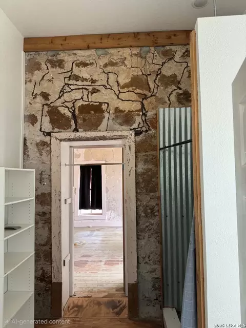 Entry Way - 21805 Senior Rd, Von Ormy, TX 78073 photo 7 of 11