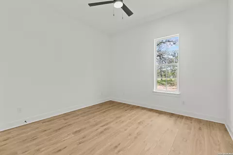 Bedroom - 3539 County Road 676, Devine, TX 78016 photo 1 of 4